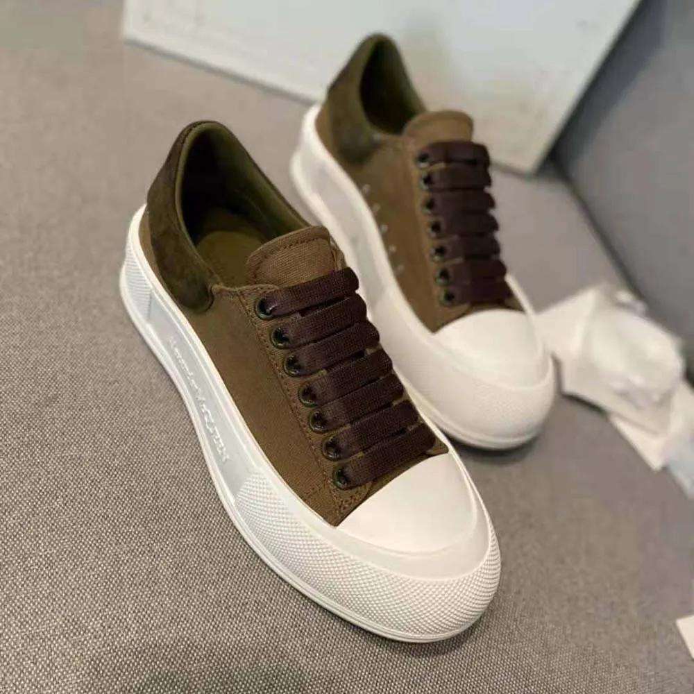 Alexander Mcqueen Mujer Deck Lace Up Plimsoll-Marrón