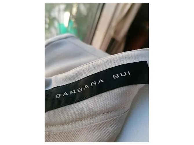 Barbara Bui Cambio de ropa Beige 