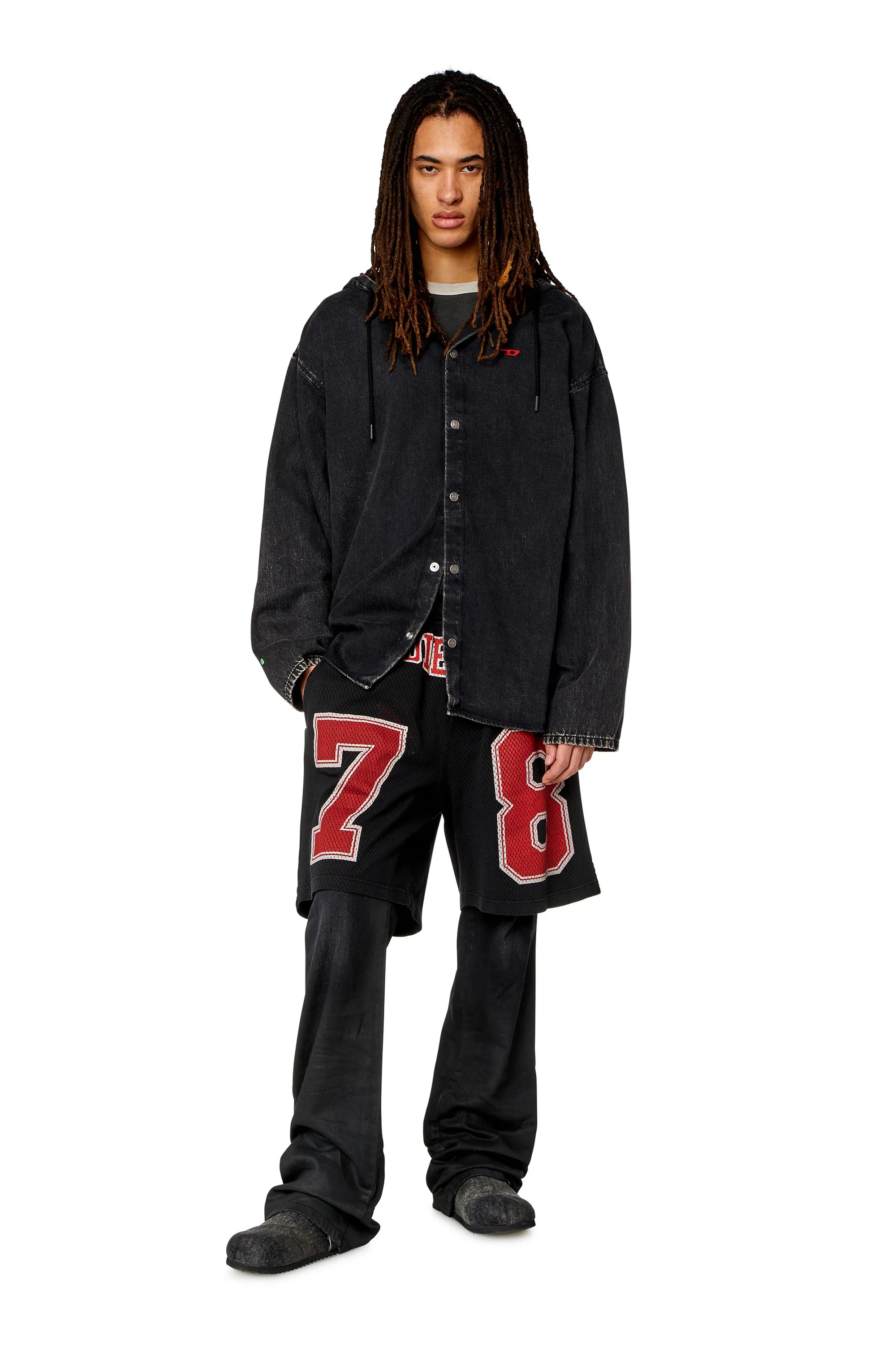 d-dewny-hood